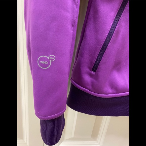 SOLD- Puma Cell Jacket Women’s Medium - Picture 4 of 10